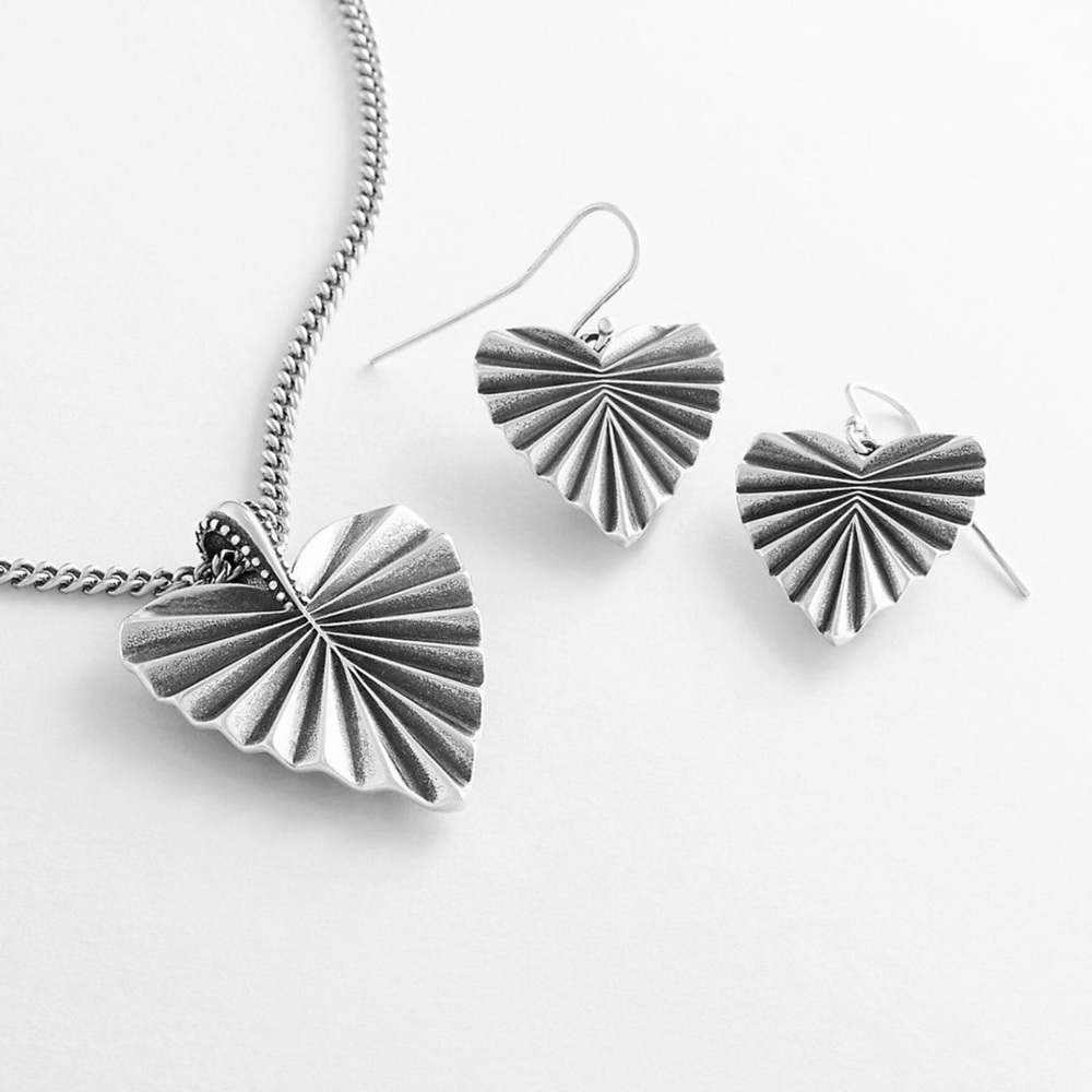 James Avery retired Ava set ring, pendant,earrings